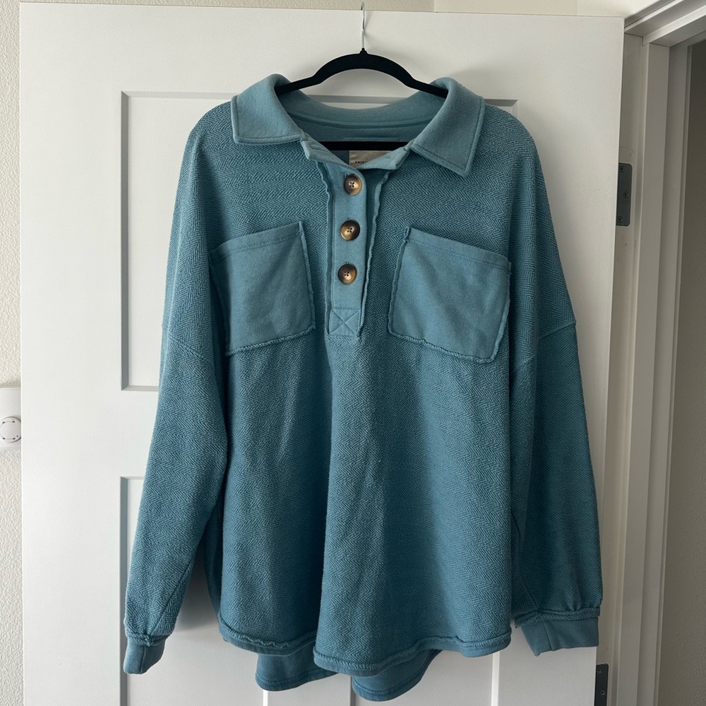 American Eagle Pullover